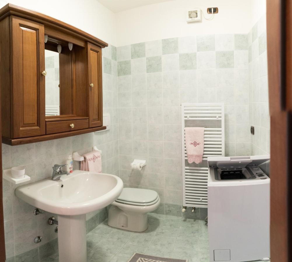 Welcome Traveller Il Borgo Apartment Bardolino Bagian luar foto